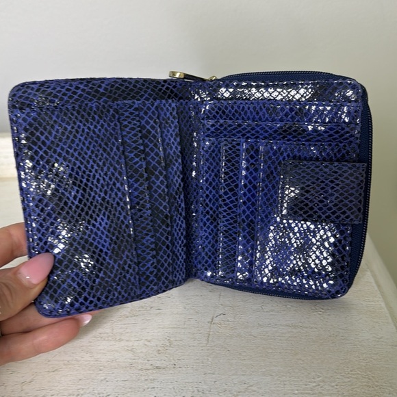Michael Kors Blue Snakeskin EmbossedTextured Wallet with Gold Hardware - Picture 8 of 9